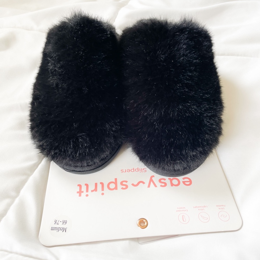 Fuzzy Slippers - Picture 7 of 8